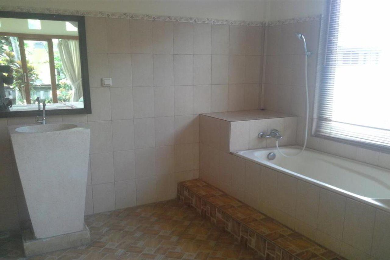 Dewi Ayu Accomodation Убуд Экстерьер фото