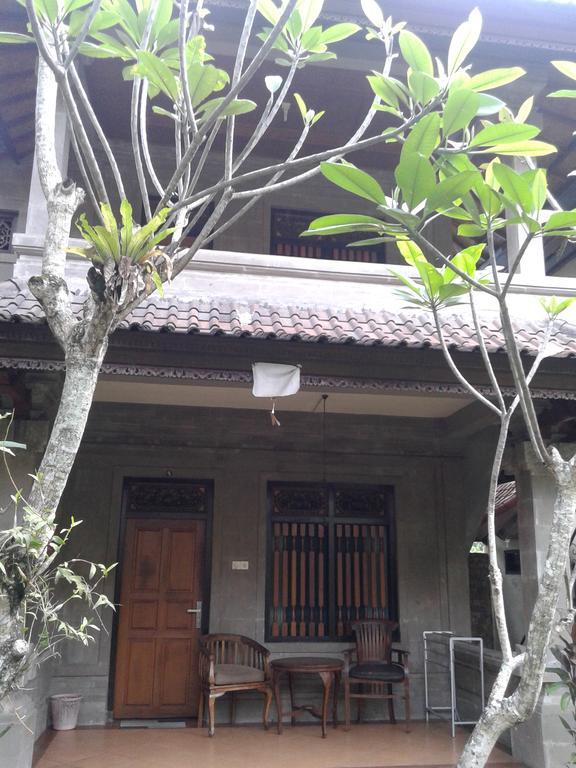 Dewi Ayu Accomodation Убуд Экстерьер фото