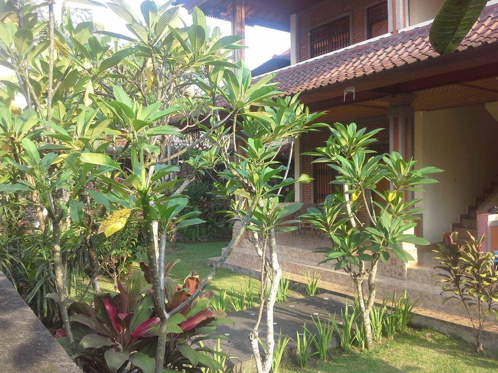 Dewi Ayu Accomodation Убуд Экстерьер фото